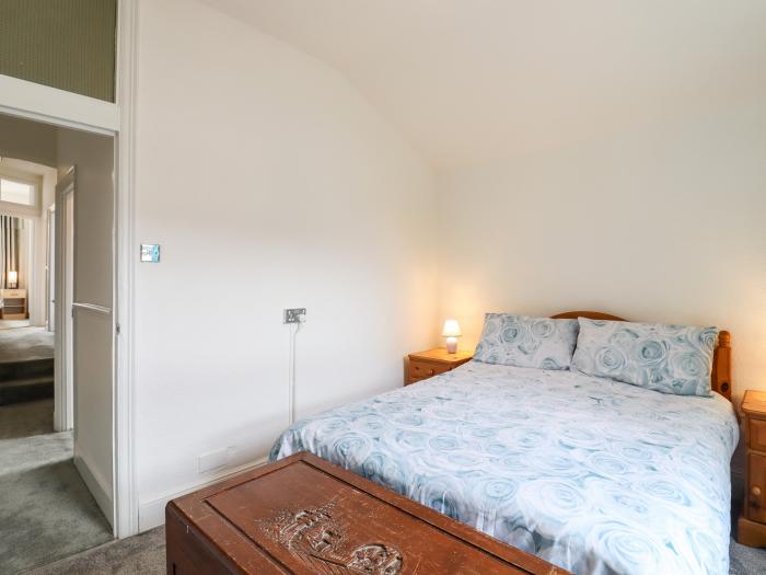 Avondale, Clacton-On-Sea, Essex. Three-floors. Pet-friendly. Nearby seafront. Off-road parking.