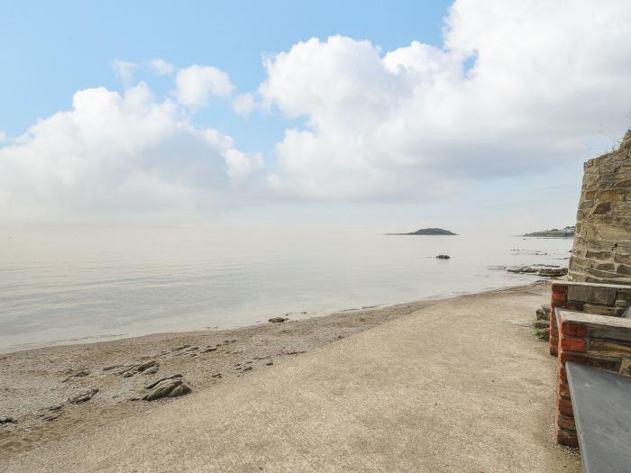 Little Trevallan in Looe, Cornwall. Near beach and amenities. EV charging point. Designated parking.