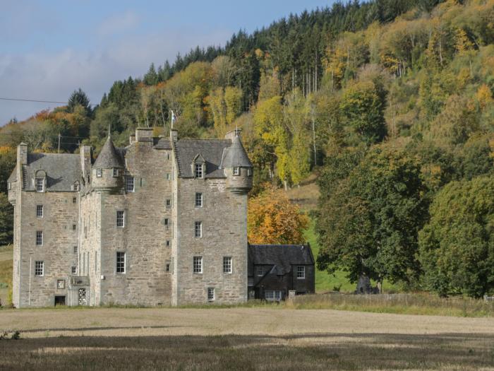 Osprey View Aberfeldy, Perth and Kinross, Scotland. Woodburning stove. En-suite. Ground-floor living