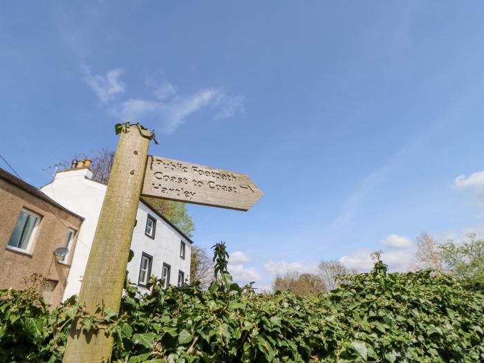 Larimar in Kirkby Stephen, Cumbria. Two-bedroom home near amenities and national park. Pet-friendly.