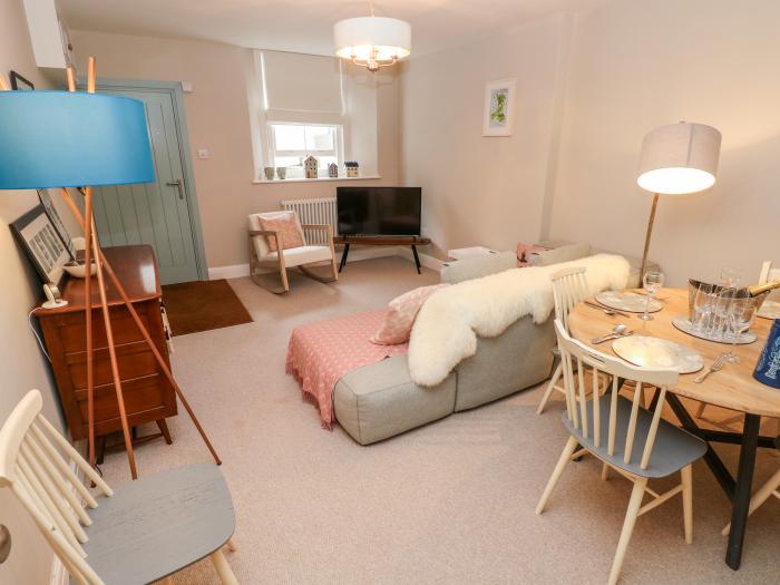 Flat 1 in Tenby, Pembrokeshire. Close to amenities and a beach. In Pembrokeshire Coast National Park