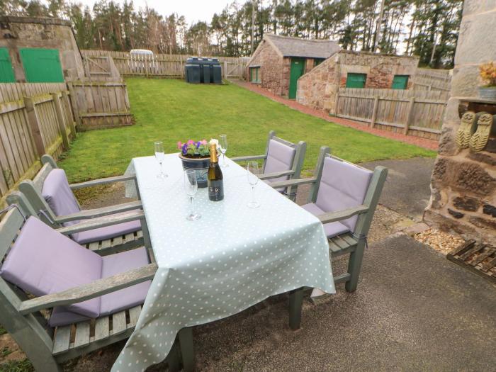 Kits Cottage, Middleton near Belford, Northumberland. Beautifully appointed throughout. Pet-friendly