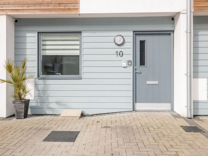 10 Quay Court in Newquay, Cornwall. Four-bedroom townhouse with sea views. Pets. Near beach. Stylish