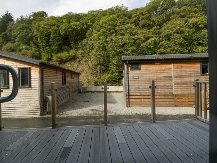 The Bothy is in Keswick, in Cumbria. Single-storey lodge with rural views. In national park. Family.