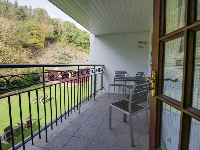 Apartment 1, is in Keswick, Cumbria. Ground-floor apartment in national park. Riverside views. Pets.