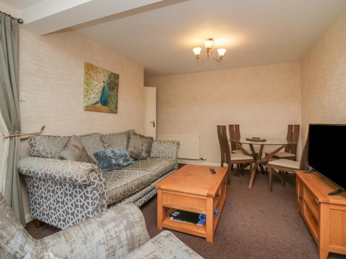 Apartment 2, Keswick, Cumbria. Two-bedroom apartment near River Greta. Family-friendly. Pet-friendly