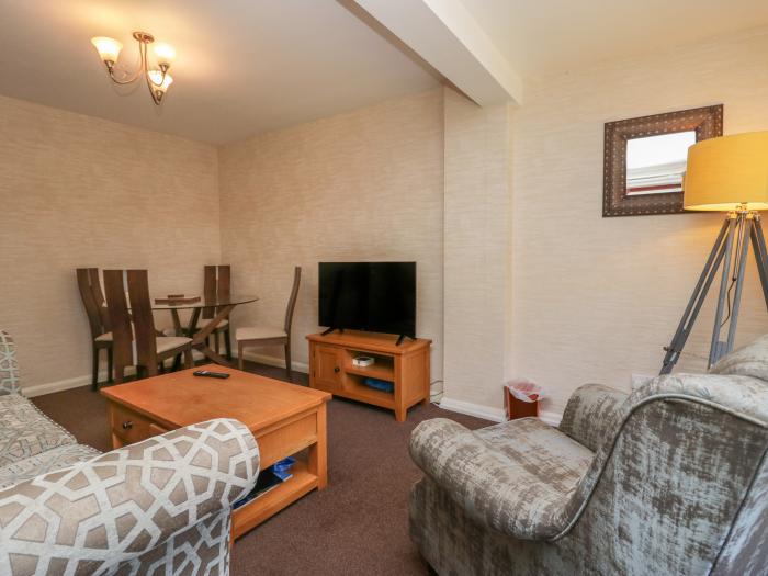 Apartment 2, Keswick, Cumbria. Two-bedroom apartment near River Greta. Family-friendly. Pet-friendly