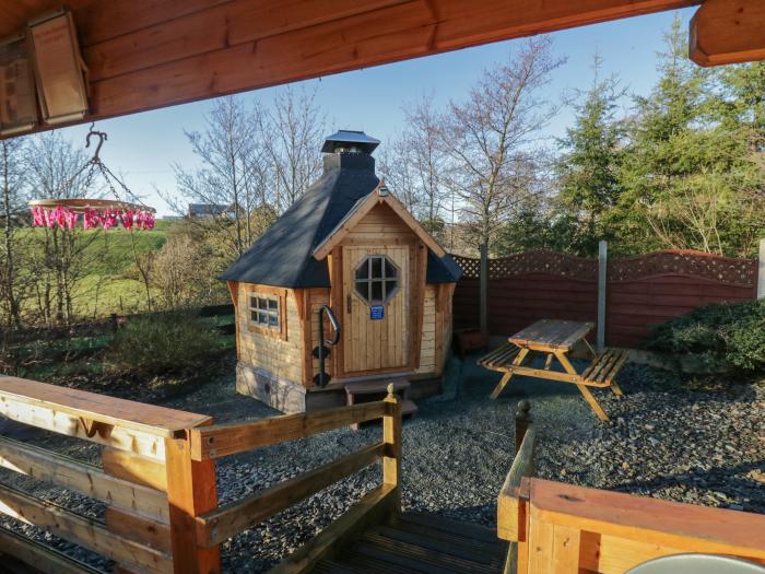 Ballinorig Lodge, Cleator Moor, Cumbria. Single-storey lodge. Countryside location. Private hot tub.