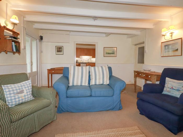 Trewillig Cottage, in Tredrizzick, Cornwall. Close to shop and beach. Pet-friendly. Enclosed garden.