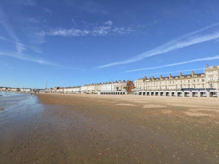 The Loft Weymouth, Weymouth, Dorset. Top-floor apartment with stunning sea views. Romantic. Coastal.