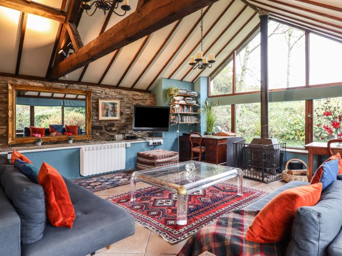 Forest View Barn nr Beguildy, Powys. One-bedroom cowshed conversion. Countryside views. Pet-friendly