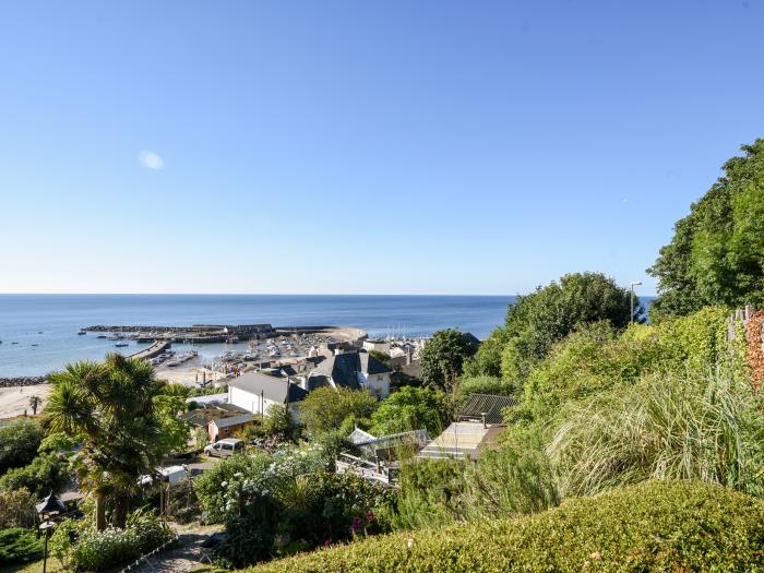 Lyme Regis Cottage, Lyme Regis, Dorset. Terraced. Set over 3 floors. Close to shops, pubs and beach.