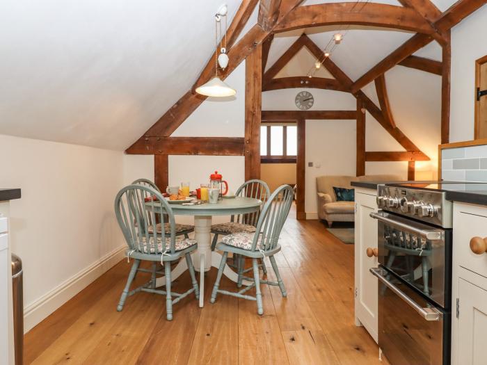 The Acorn Barn in Hittisleigh, Devon. Thatched cottage. Set in beautiful grounds. Romantic dwelling.