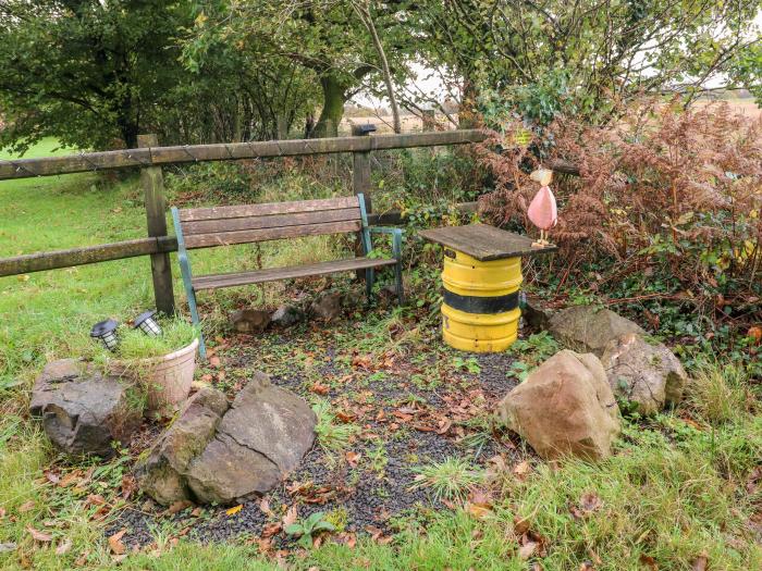 Barn 3, Cwm-twrch Isaf near Ystradgynlais, Powys. Near national park. Rural. Pet-friendly. Open-plan