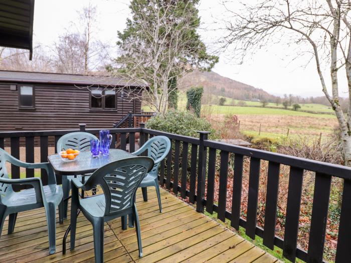 Latrigg Lodge, Keswick, in Cumbria. Smart TV. Electric fire. In a National Park. WiFi. Near to a pub