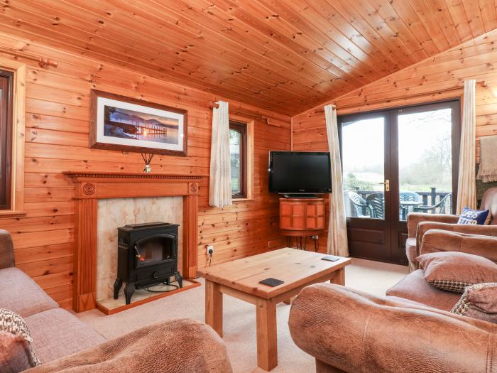 Latrigg Lodge, Keswick, in Cumbria. Smart TV. Electric fire. In a National Park. WiFi. Near to a pub