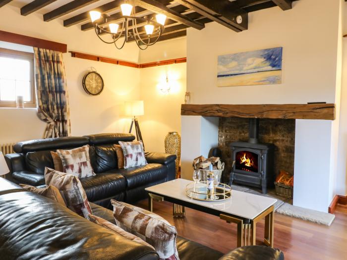 Winding Wheel Cottage,Cambois, Northumberland. Four-bedroom home with beach views. Large. Near beach