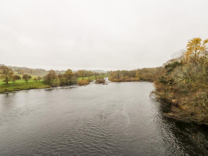 Ravenside, Humshaugh, Northumberland. Near AONB. Near National Park. Close to pub and shop. Couple's