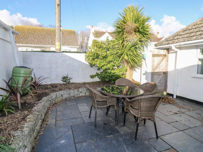 Waverley, Mevagissey, Cornwall. Dog-friendly, coastal bungalow near amenities, with a private garden