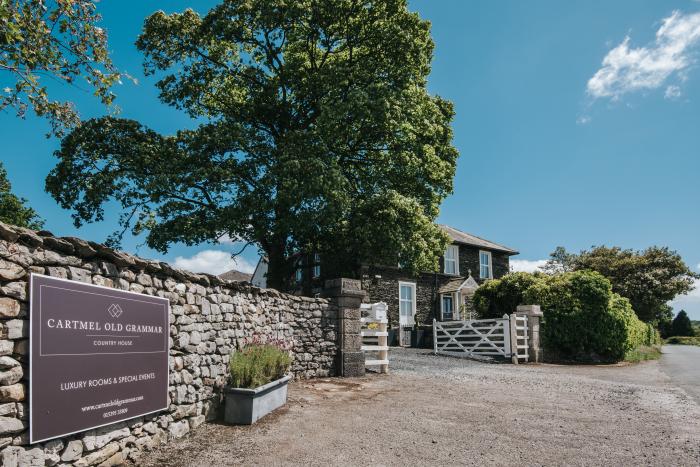 The School Room in Cartmel, Cumbria. Smart TV. Nearby Lake District National Park. Couples. Smart TV