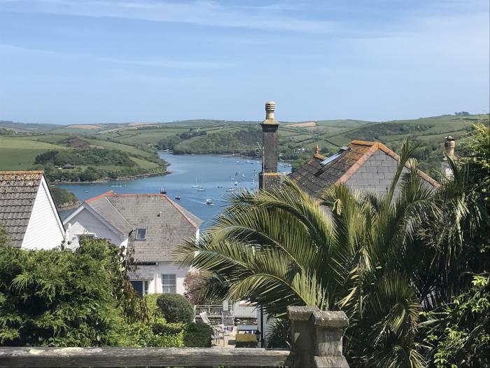 Firm Anchor in Salcombe, Devon. Close to amenities and a beach. Estuary and countryside views. Dogs.