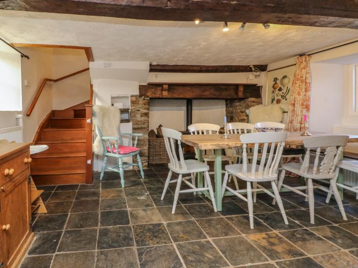 Whitley Farm in Molland, Devon. Detached, 17th century farmhouse. Countryside location. Pet-friendly