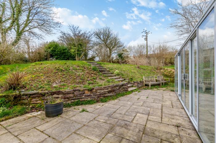 Whitley Farm in Molland, Devon. Detached, 17th century farmhouse. Countryside location. Pet-friendly