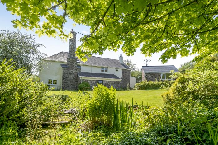 Whitley Farm in Molland, Devon. Detached, 17th century farmhouse. Countryside location. Pet-friendly