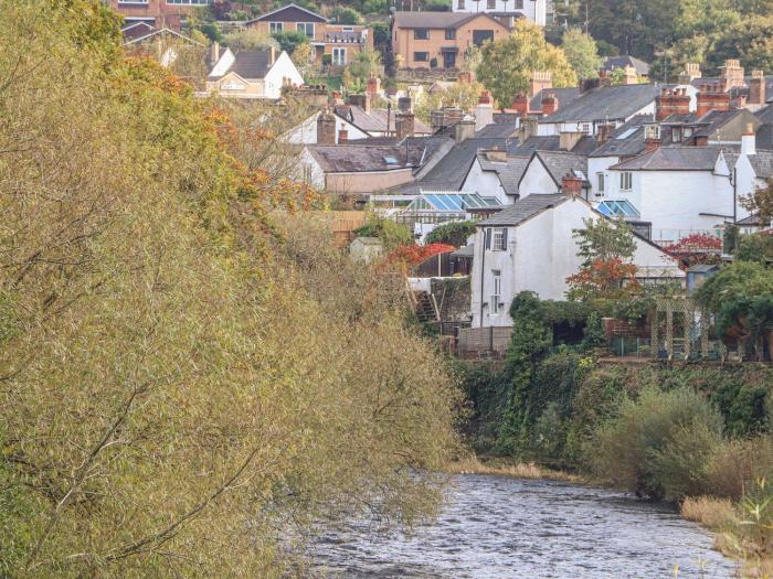 No. 9 On The Riverbank, Llangollen, Denbighshire. In AONB. Near National Park. Pet-friendly. Garden.