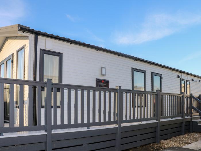 Chichester Lakeside Holiday Park, Chichester