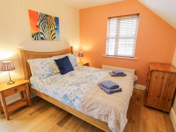 Sea Spray Cottage, in Rathmullan and Ballyboe, County Donegal. Close to amenities and a beach. Pets.