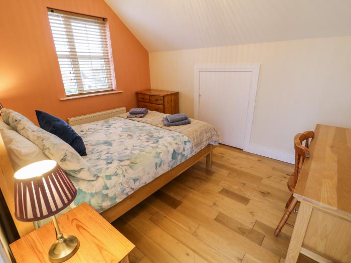 Sea Spray Cottage, in Rathmullan and Ballyboe, County Donegal. Close to amenities and a beach. Pets.