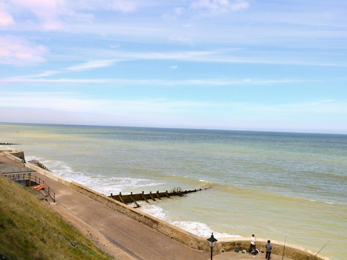 Birch House, a Victorian property in Cromer, Norfolk. Near the beach and amenities. Family-friendly.