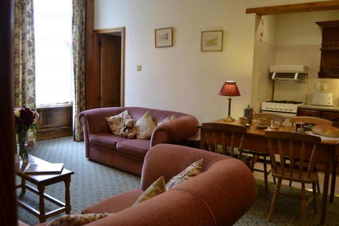 Bassett Apartment, Berrynarbor near Ilfracombe, Devon. Dog-friendly. On-site facilities. Heated pool