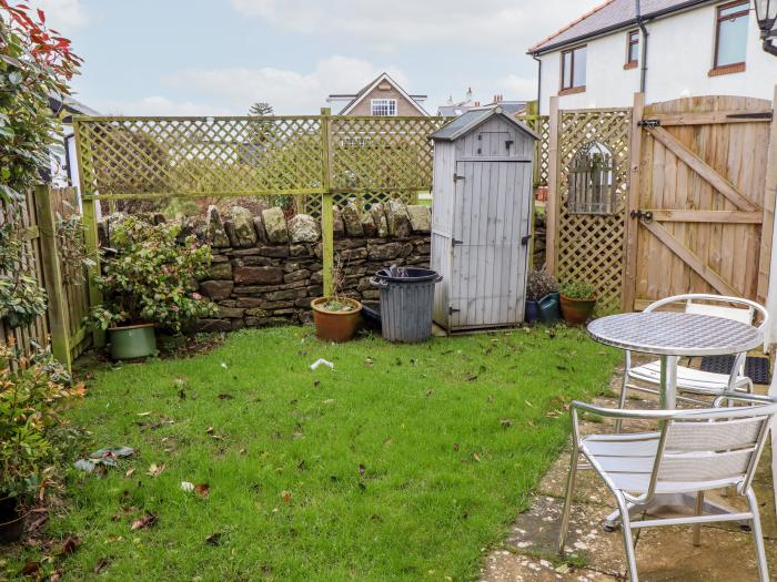 The Nook in North Sunderland near Seahouses, Northumberland. Single-storey. Enclosed garden. One dog