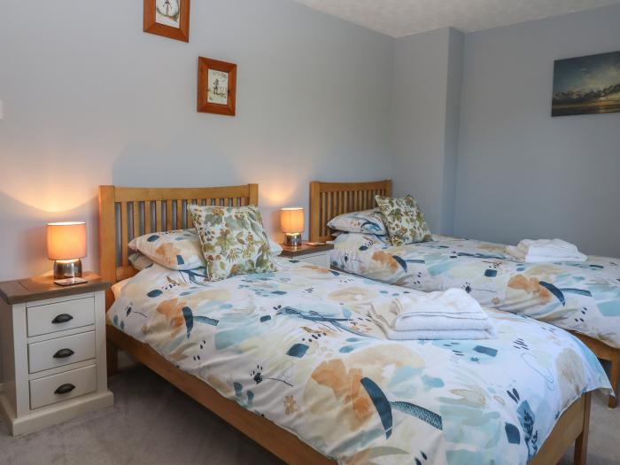 Coombe Cottage, Beaples Barton near South Molton, Devon. Near a National Park. Pet-friendly. Fishing