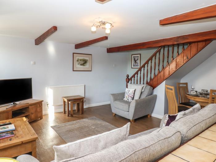 Dairy Cottage, Beaples Barton near South Molton, Devon. Countryside location. Pet-friendly. Fishing.