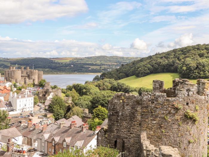 Westfield, Conwy