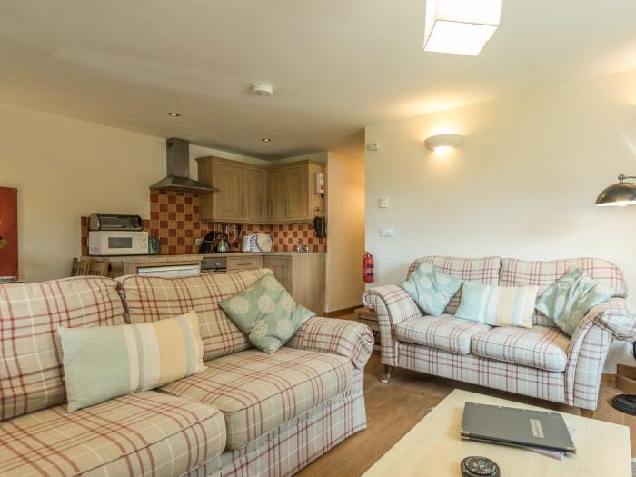 The School Bakehouse Apartment, Bishops Castle, Shropshire. Shropshire Hills AONB. Woodburning stove