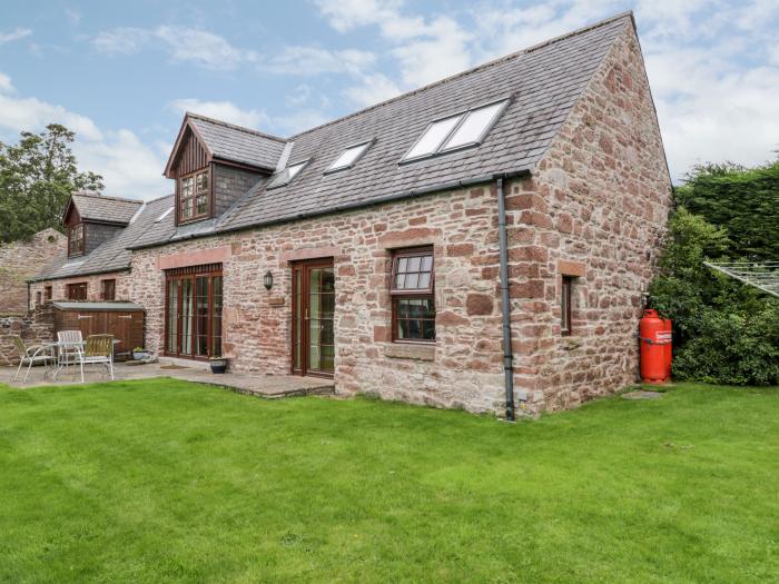 Nantusi Cottage, Scotland