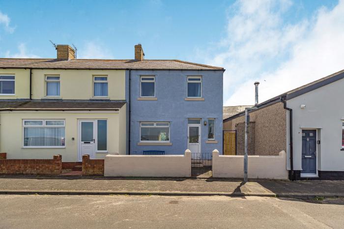 2 Bay View, Amble, Northumberland