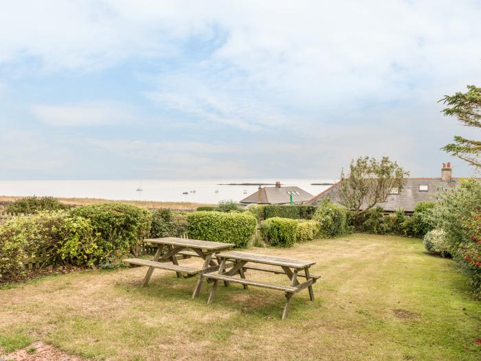 3B Coastguard Cottages, Low newton-by-the-sea