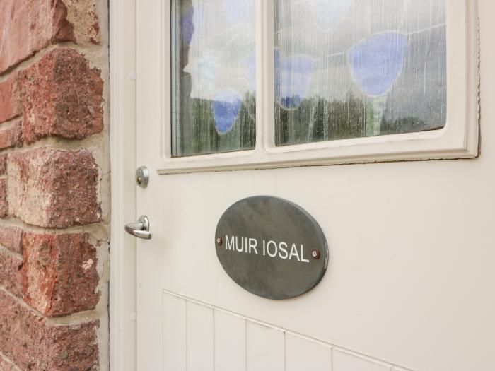 Muir Iosal, Scotland