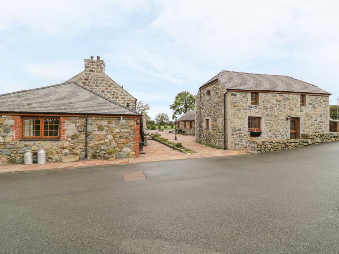 Bluebell Cottage, Caeathro, Gwynedd