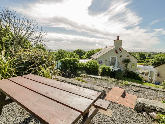 Crow's Nest Cottage, Wales