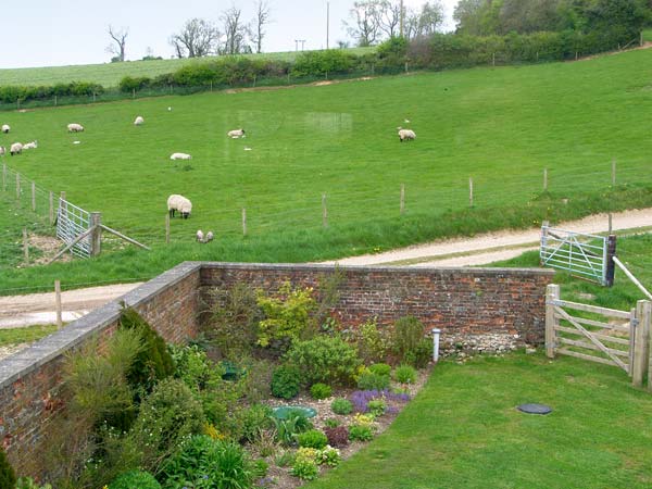 Shepherd's Hut, Milborne St Andrew