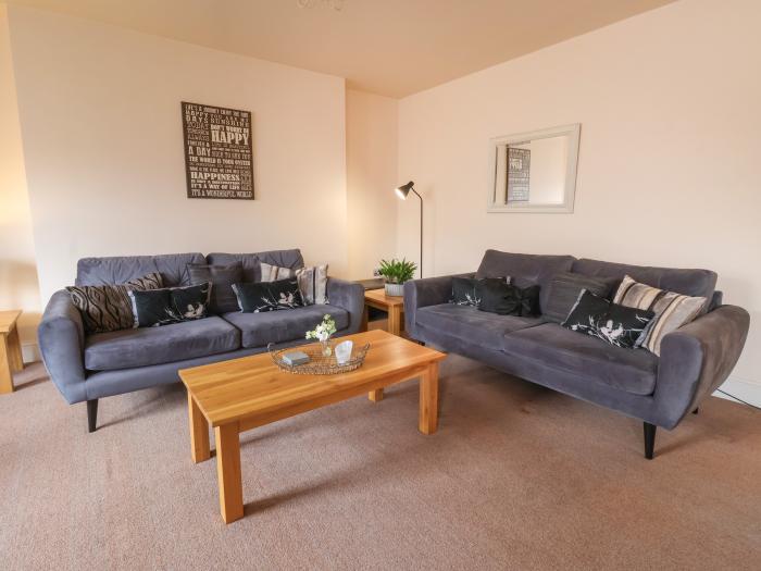 Apt. 3 is in Scarborough, North Yorkshire. 2-bed apartment near the beach, amenities and attractions