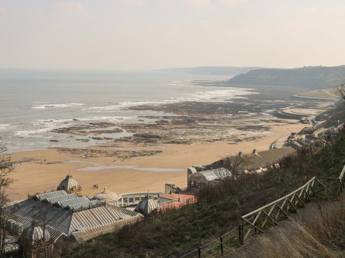 Apt. 3 is in Scarborough, North Yorkshire. 2-bed apartment near the beach, amenities and attractions