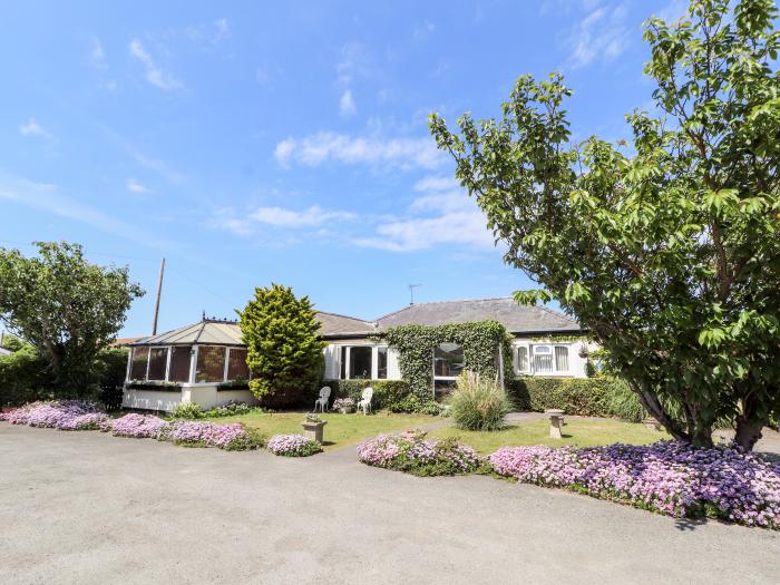 Beach Bungalow, Wales