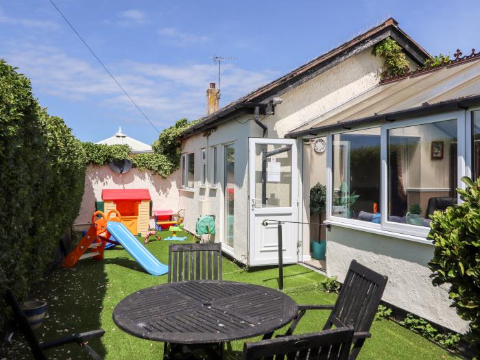 Beach Bungalow, Wales